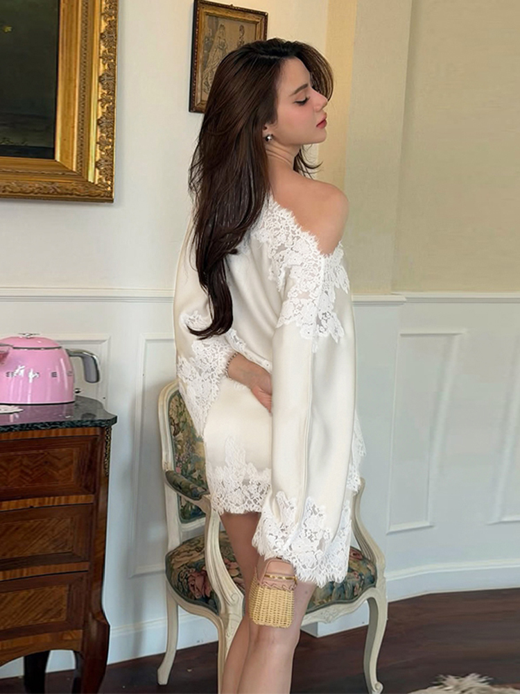 بدلة نسائية أنيقة من الدانتيل  - مراجعة Blouse Off Shoulder وسعره